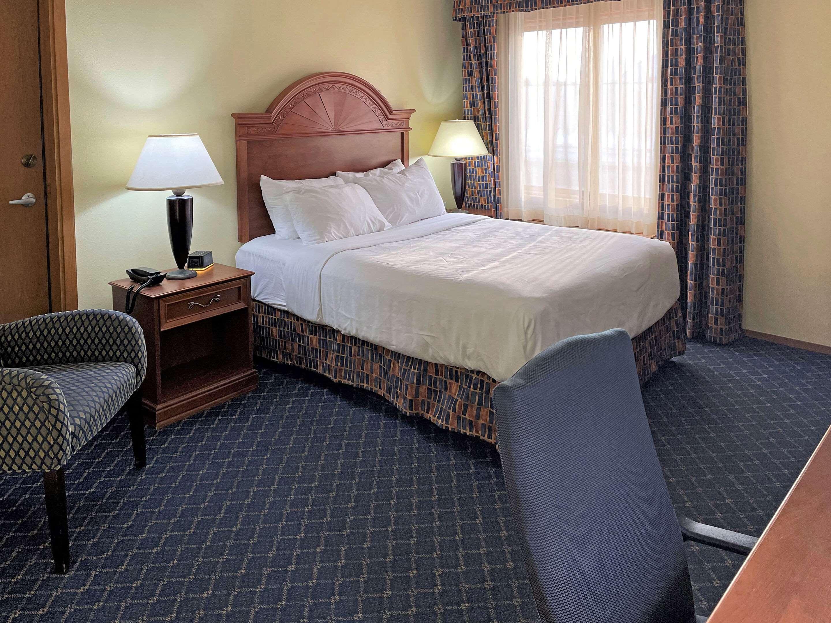 Hotel Bemidji Exterior photo
