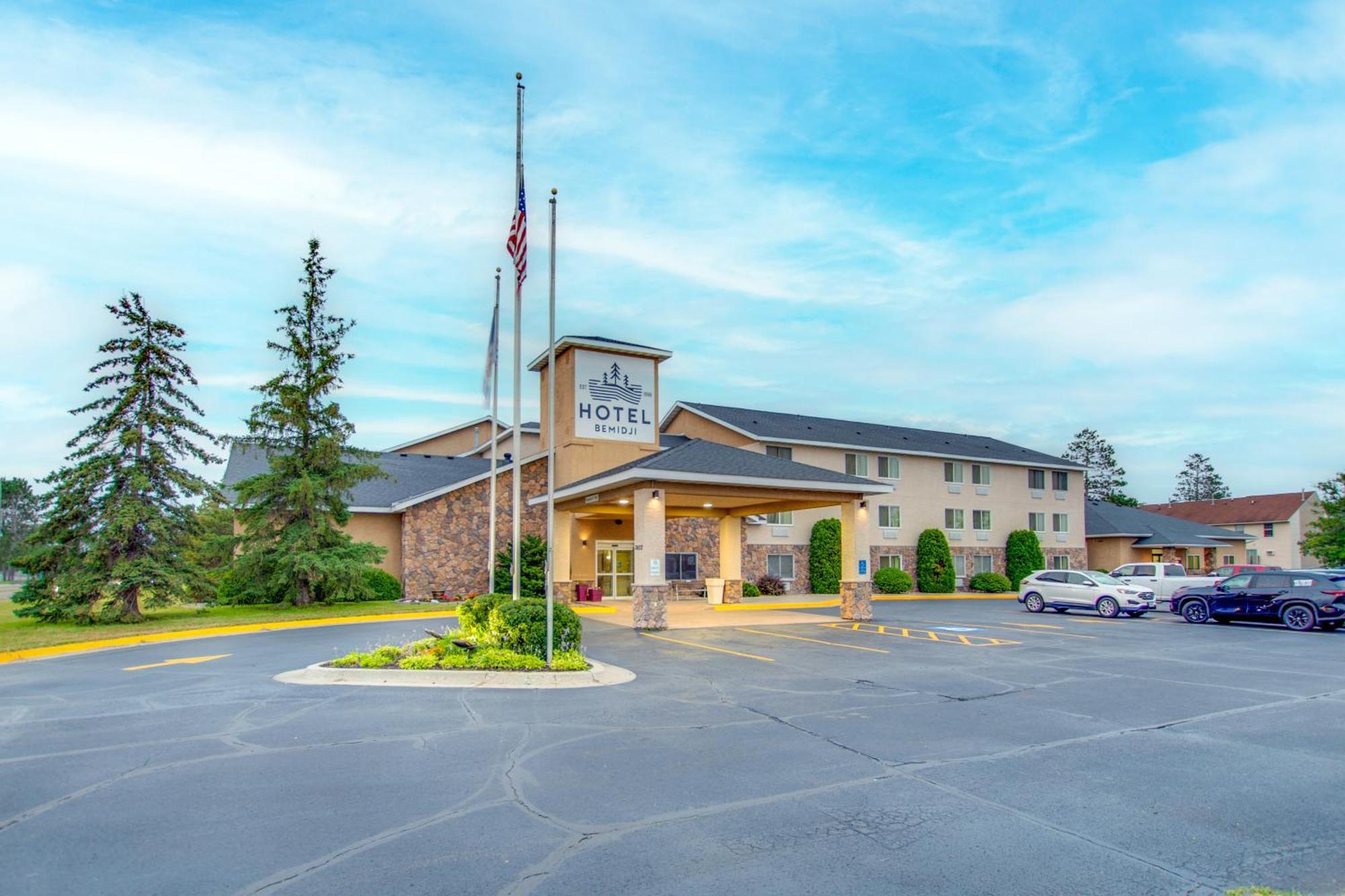 Hotel Bemidji Exterior photo