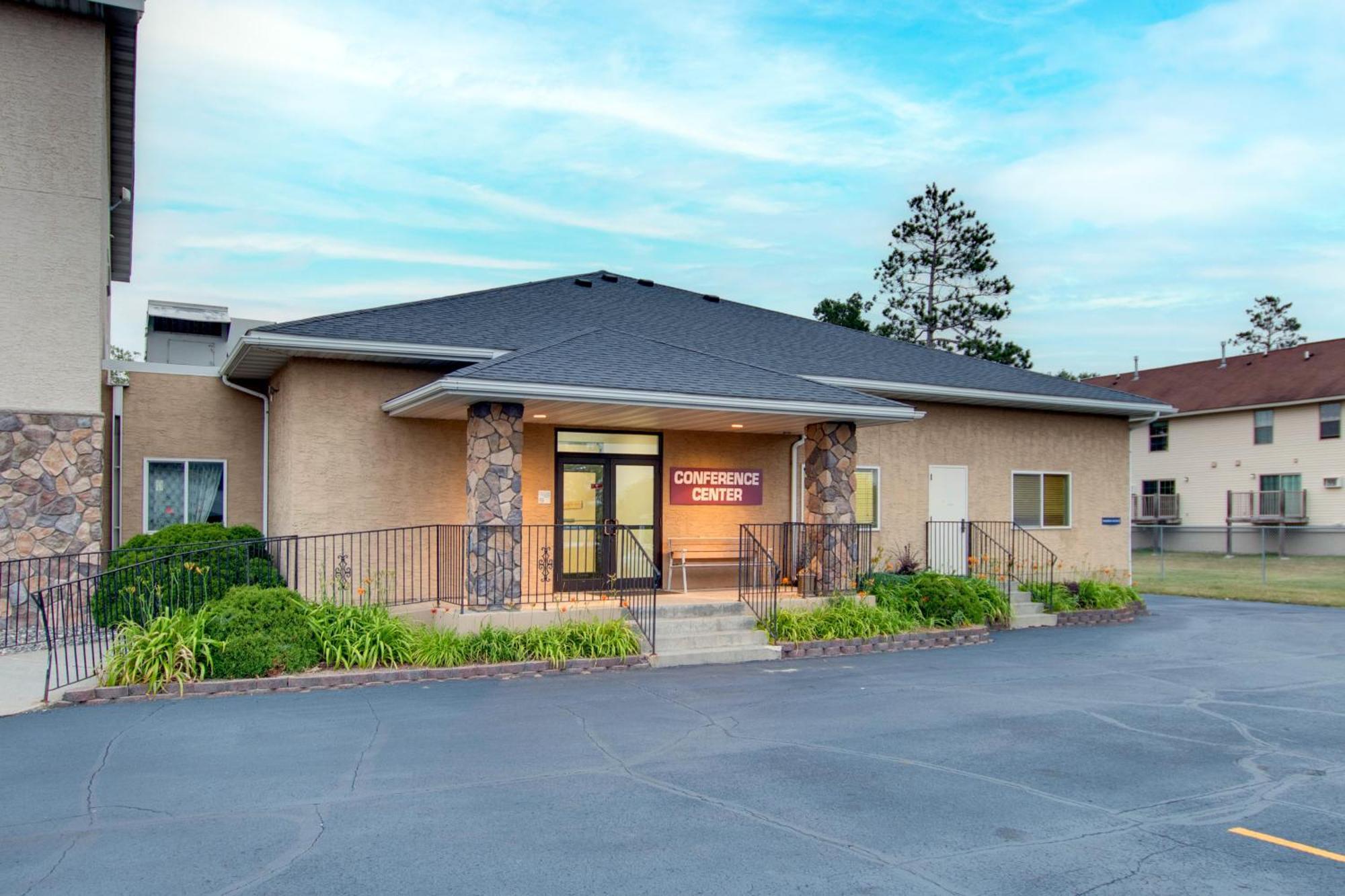 Hotel Bemidji Exterior photo